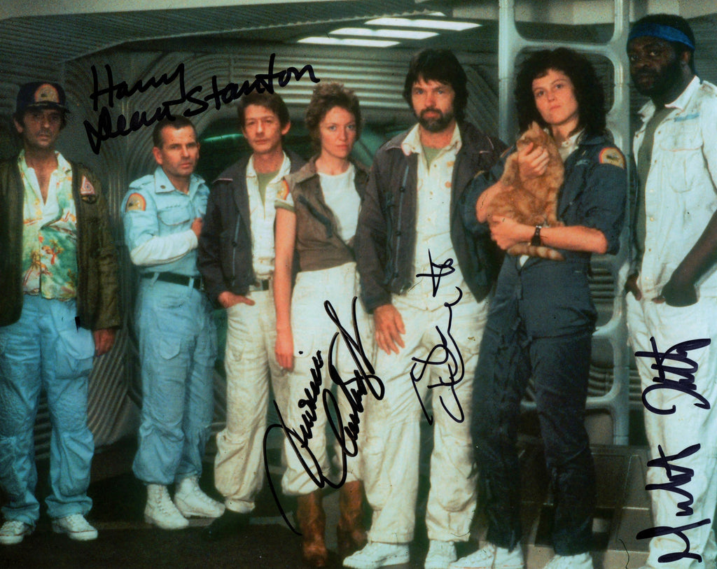 ALIEN SIGNED IN PERSON PHOTO BY / TOM SKERRITT , VERINICA CARTWRIGHT , HARRY DEAN STANTON & YAPHET KOTTO