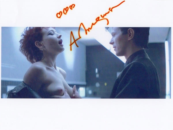 ANN MAGNUSON FROM THE 1983 FILM THE HUNGER SIGNED PHOTO
