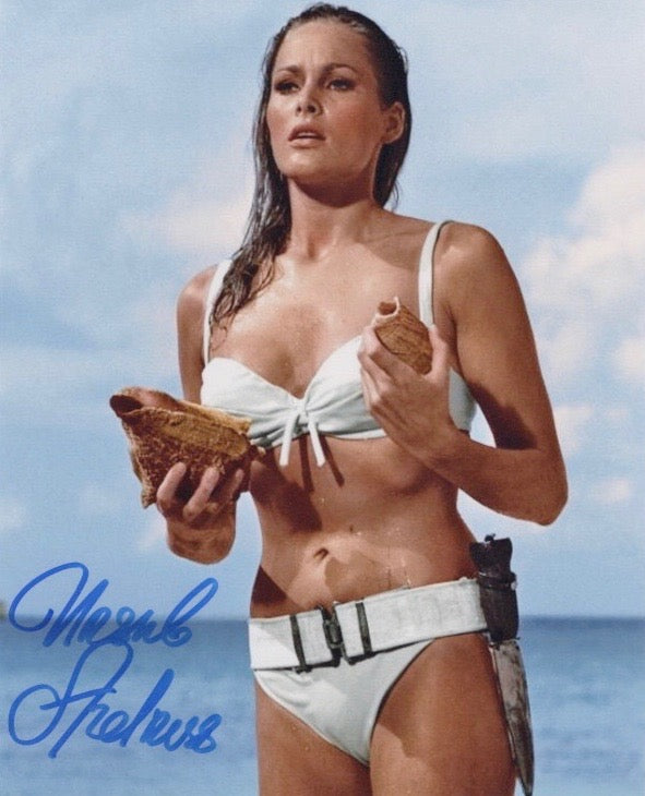 JAMES BOND GIRL URSULA ANDRESS DR NO IN PERSON SIGNED PHOTO