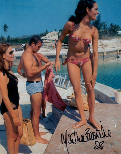 JAMES BOND GIRL MARTINE BESWICK ON SET IN PERSON SIGNED PHOTO FROM THUNDERBALL