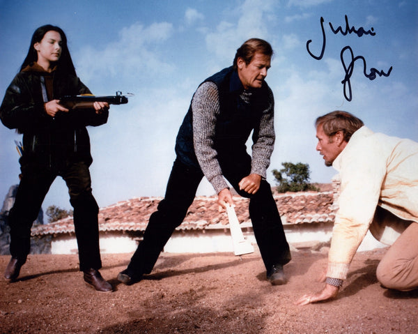 JULIAN GLOVER IN PERSON SIGNED SHOT FROM JAMES BONDS FOR YOUR EYES ONLY