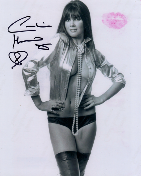 CAROLINE MUNRO IN PERSON SIGNED PHOTO WITH LIPSTICK LIP PRINT,STARRED AS NAOMI IN JAMES BOND'S THE SPY WHO LOVED ME