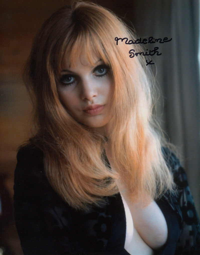 BOND GIRL MADELINE SMITH LIVE & LET DIE IN PERSON SIGNED PHOTO