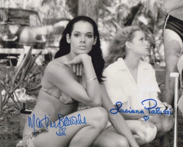 MARTINE BESWICK AND LUCIANA PALUZZI IN PERSON SIGNED PHOTO FROM JAMES BOND'S THUNDERBALL